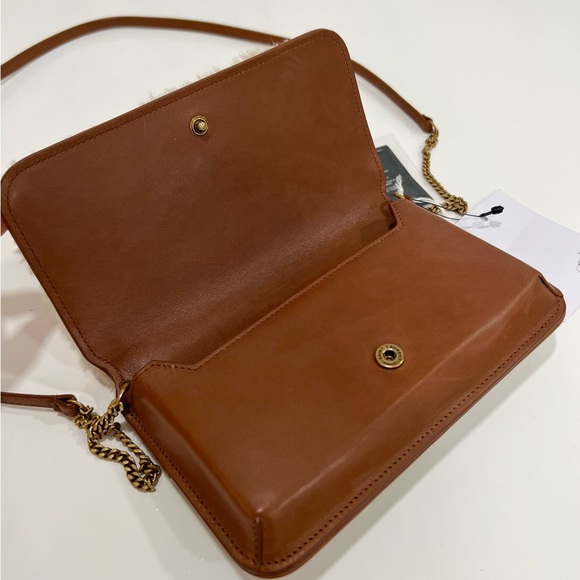 SAINT LAURENT Monogram shearling-paneled wallet on chain - Picture 8 of 12